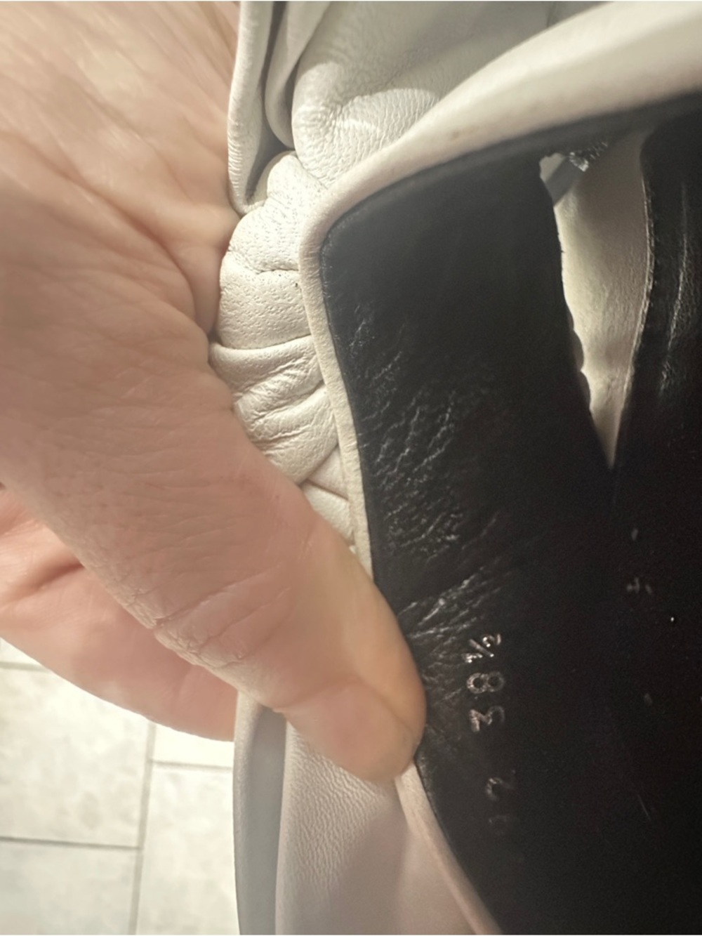 Balenciaga White Bow Nappa Leather Slide Mules 38.5 - Picture 8 of 16